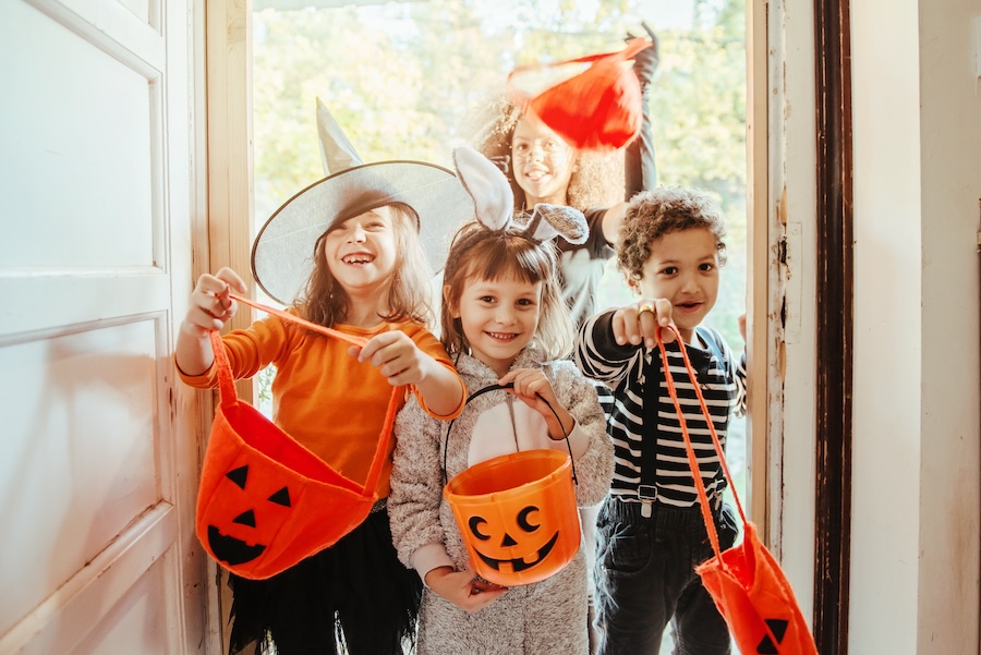 Halloween treats, dentist in Austin, dental tips for Halloween, tooth-friendly treats, dental health, Balcones Family Dental